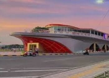 Ada yang Baru! Terdapat Kapal Mendoan di Pusat Wisata Kuliner yang ada di Alun-Alun Kebumen