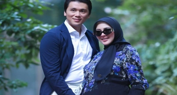 Syahrini Bungkam Terkait Isu Sudah Melahirkan Bayi Reino Barack