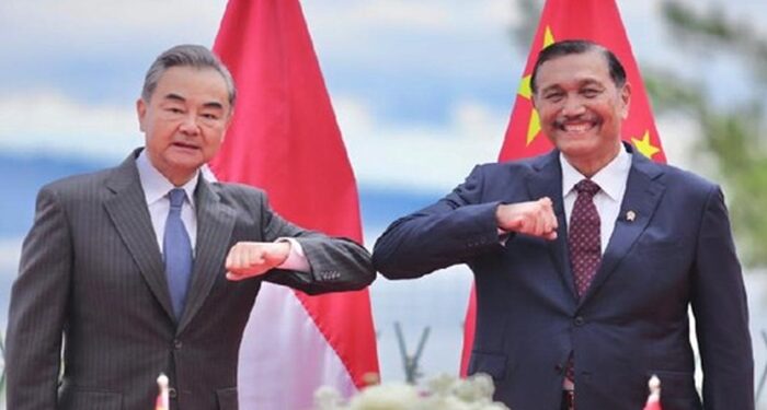 Indonesia Ekspor Listrik ke Singapura, Luhut Ajak Pengusaha China 1 Indonesia Ekspor Listrik ke Singapura, Luhut Ajak Pengusaha China