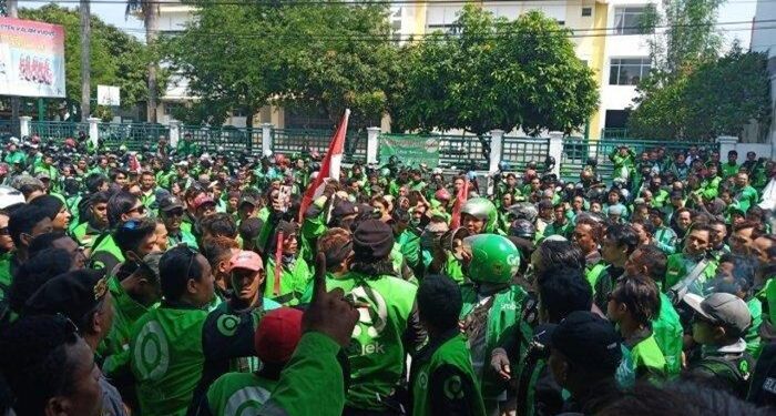 Driver Ojol Gelar Aksi Demo Hari Ini, Berikut Tuntutannya