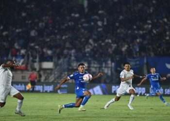 Hasil Persib Bandung vs Arema FC di Liga 1 2024-2025: Persib Bandung Imbang 1-1