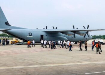 Dapat Pembekalan di Akmil Magelang, Para Menteri Kabinet Merah-Putih Naik Pesawat Hercules