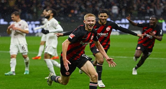 Hasil Liga Jerman: Eintracht Frankfurt Vs Bayern Muenchen Drama 6 Gol, Die Roten Gagal Menang di Deutsche Bank Park
