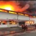 Pabrik dan Pergudangan PT Indoraya Karawaci di Kota Tangerang Terbakar Hebat!