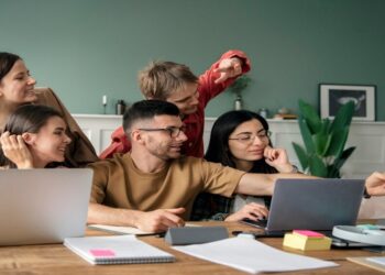 Tidak Siap Bekerja dan Sombong, Banyak Perusahaan Pecat Pekerja Gen Z