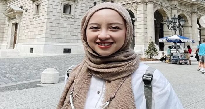 Viral! UIPM Jadi Sorotan: Sosok Gita Savitri Devi Dicatut Kampus UIPM Pemberi Gelar Raffi Ahmad