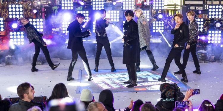 Saham HYBE Melonjak Tembus 302.000 Won Karena BTS Akan Comeback 1 Saham HYBE Melonjak Tembus 302.000 Won Karena BTS Akan Comeback