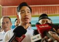 Surat Pemakzulan Gibran dari Purnawirawan TNI Diterima DPR, Langsung Diserahkan ke Pimpinan 7 Surat Pemakzulan Gibran dari Purnawirawan TNI Diterima DPR, Langsung Diserahkan ke Pimpinan